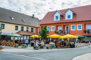 Biergarten Gasthof Rose Flachslanden